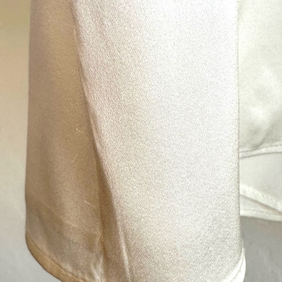Intermix Cream 100% Silk Long Sleeve Keyhole Neckline Career Blouse Top Sz L - Picture 9 of 11